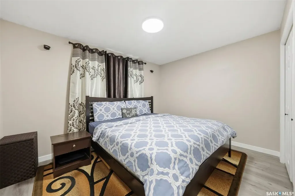 2638 Eastview Saskatoon SK S7J 3G8