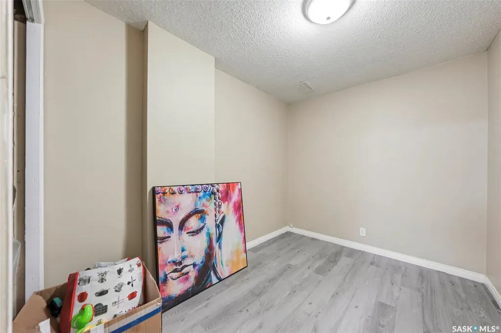 2638 Eastview Saskatoon SK S7J 3G8