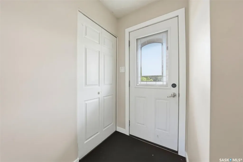2638 Eastview Saskatoon SK S7J 3G8