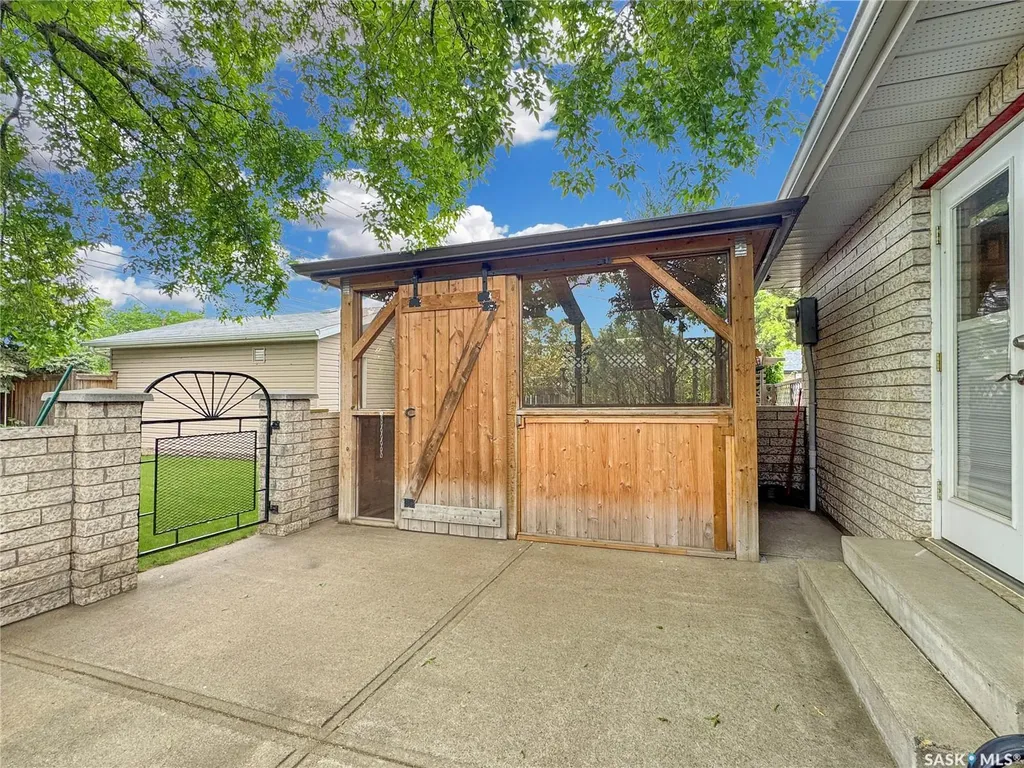 1091 110th Street North Battleford SK S9A 2H3