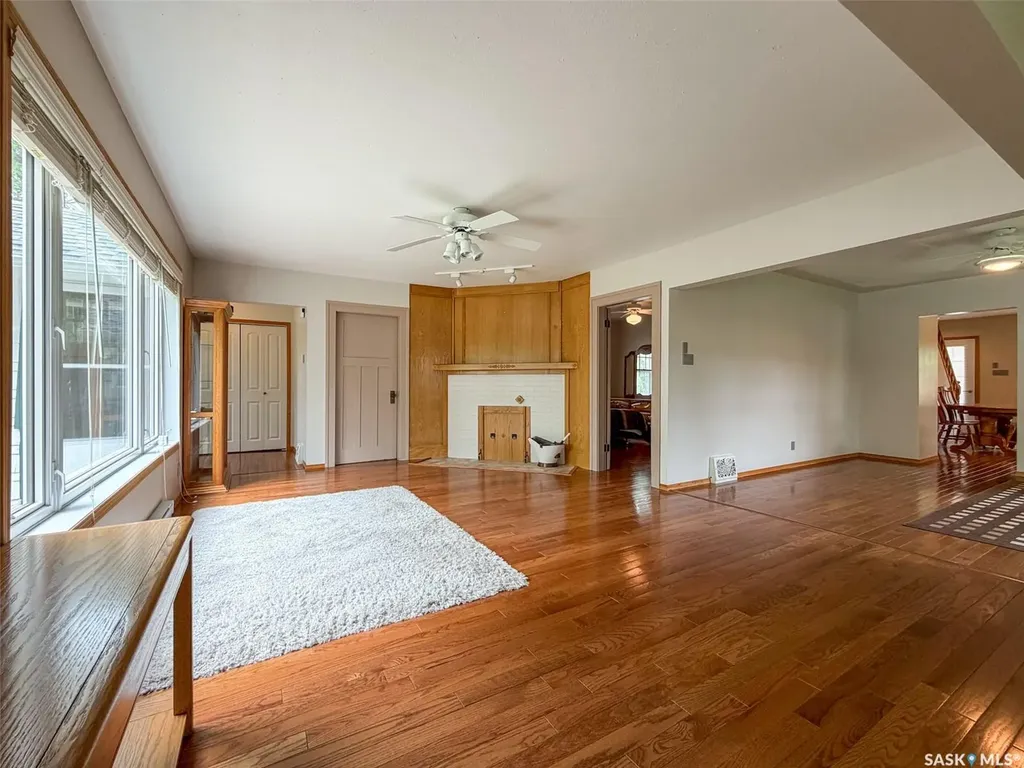 692 2nd Street E Shaunavon SK S0N 2M0