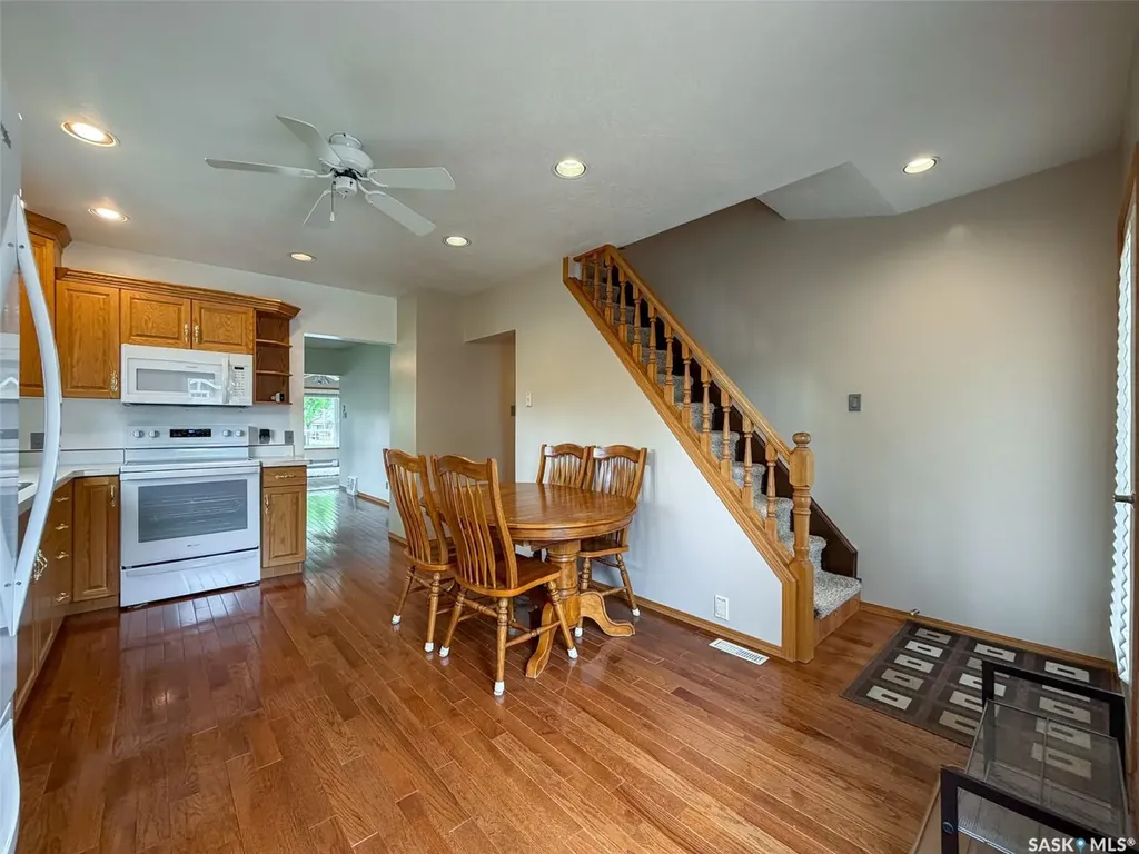 692 2nd Street E Shaunavon SK S0N 2M0