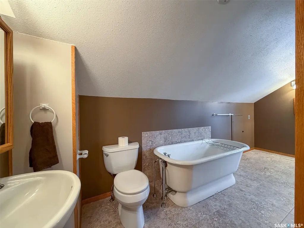 692 2nd Street E Shaunavon SK S0N 2M0