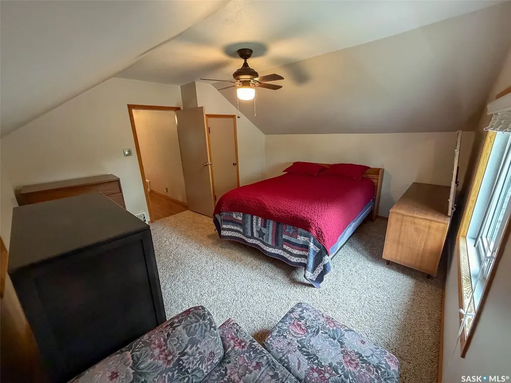692 2nd Street E Shaunavon SK S0N 2M0