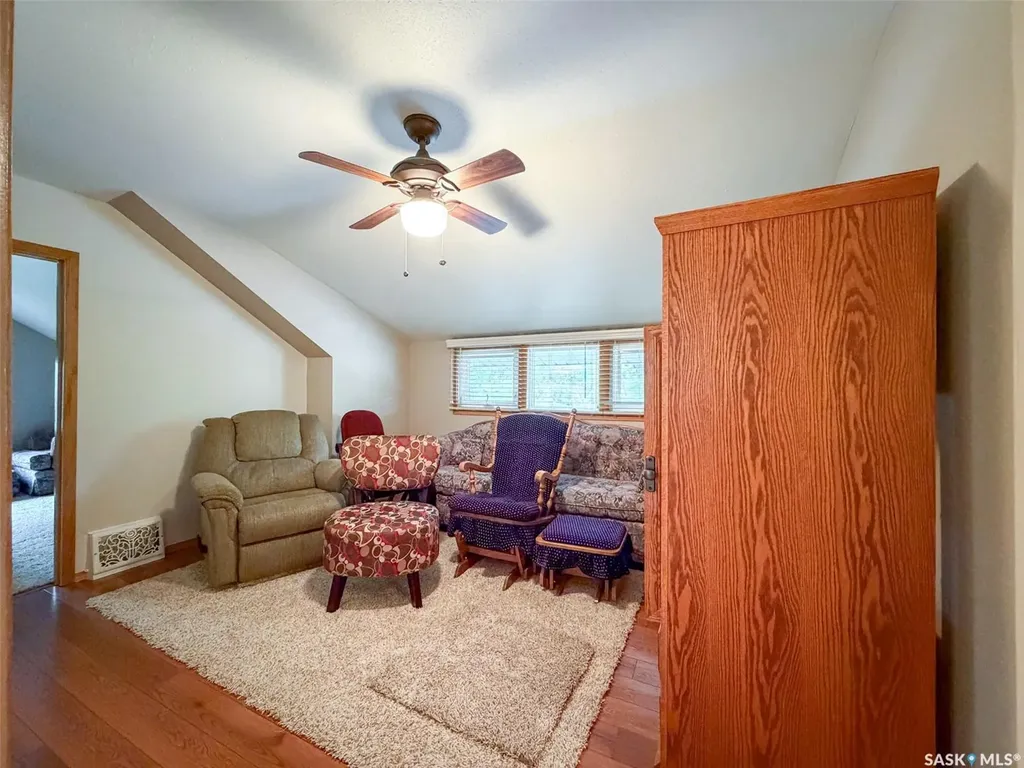 692 2nd Street E Shaunavon SK S0N 2M0