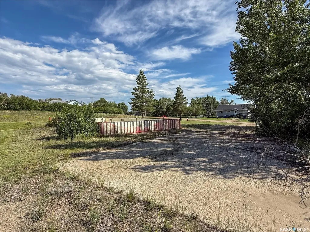 313 2nd Avenue W Climax SK S0N 0N0