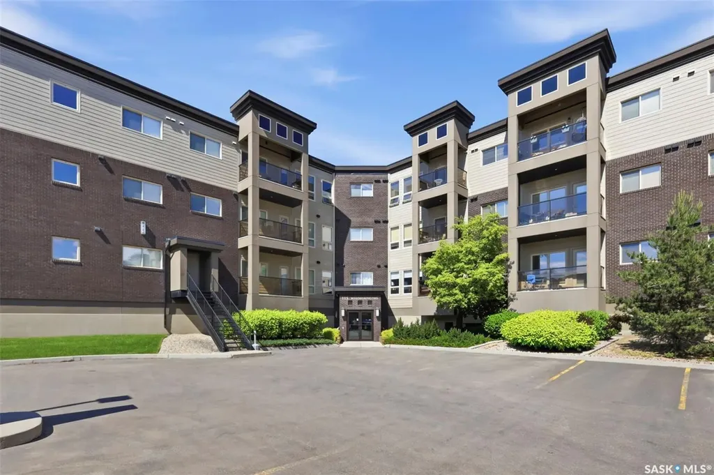115 Willowgrove Crescent Saskatoon SK S7W 0N4