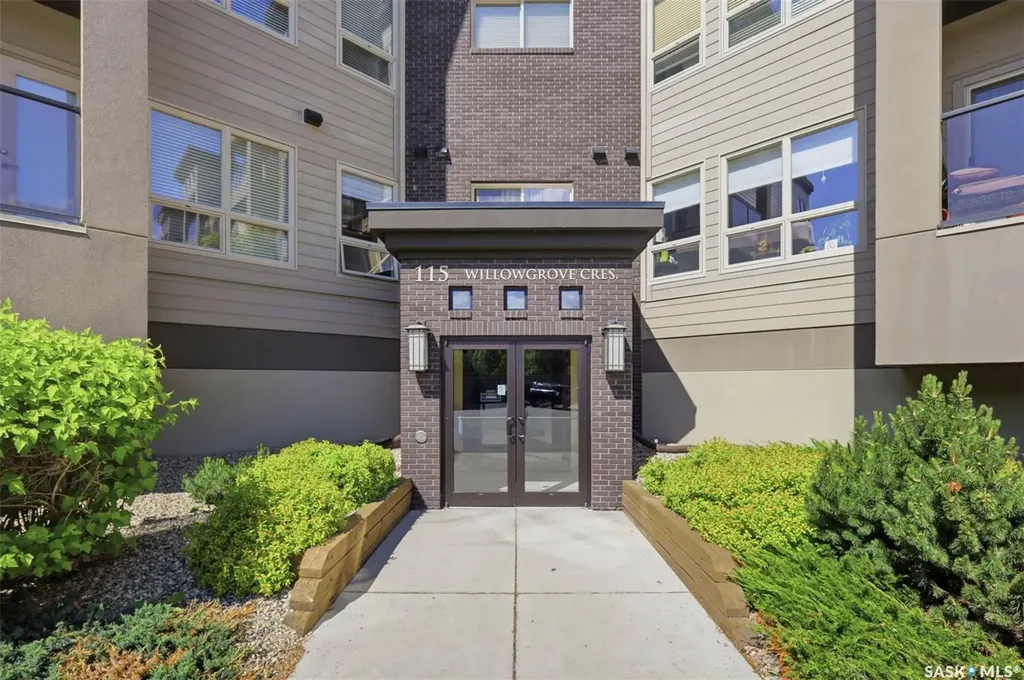 115 Willowgrove Crescent Saskatoon SK S7W 0N4