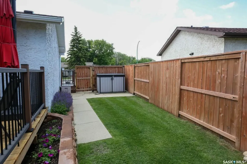 2534 7th Avenue E Regina SK S4N 5T4