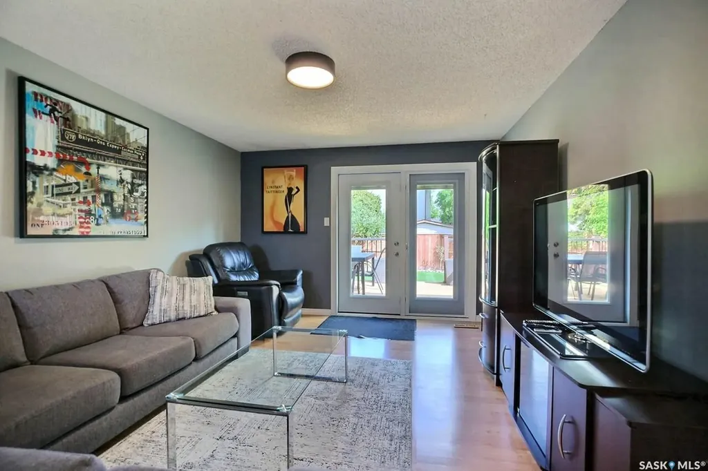 2534 7th Avenue E Regina SK S4N 5T4