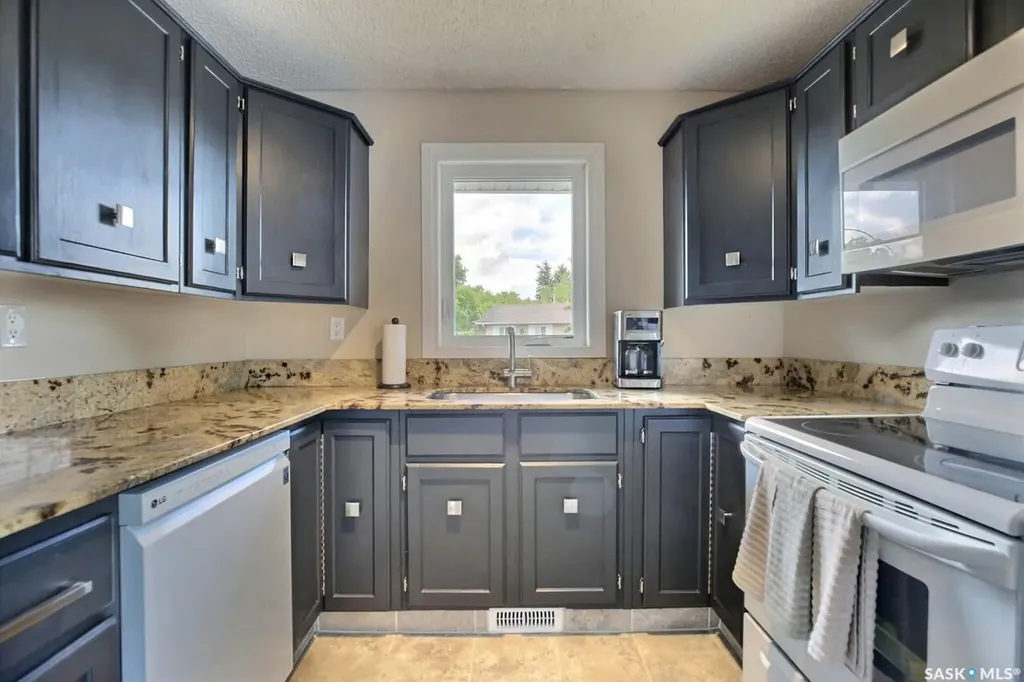 2534 7th Avenue E Regina SK S4N 5T4