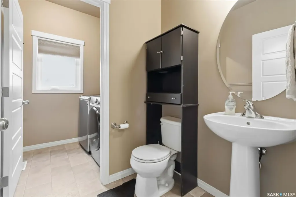 510 Sutter Crescent Saskatoon SK S7T 0R4