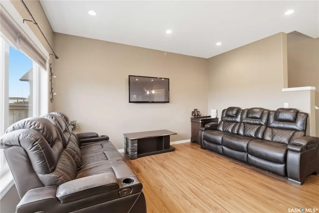 510 Sutter Crescent Saskatoon SK S7T 0R4
