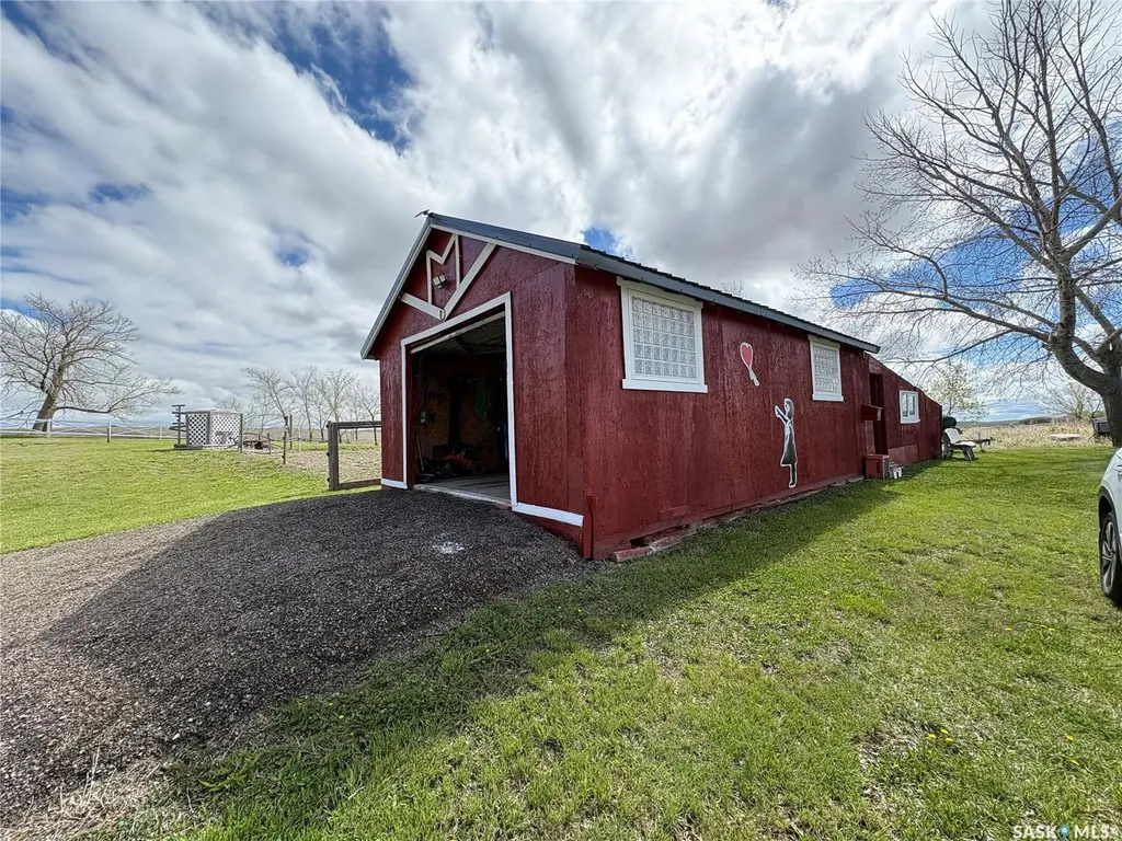 229 Calgary Street Ernfold SK S0H 1K0