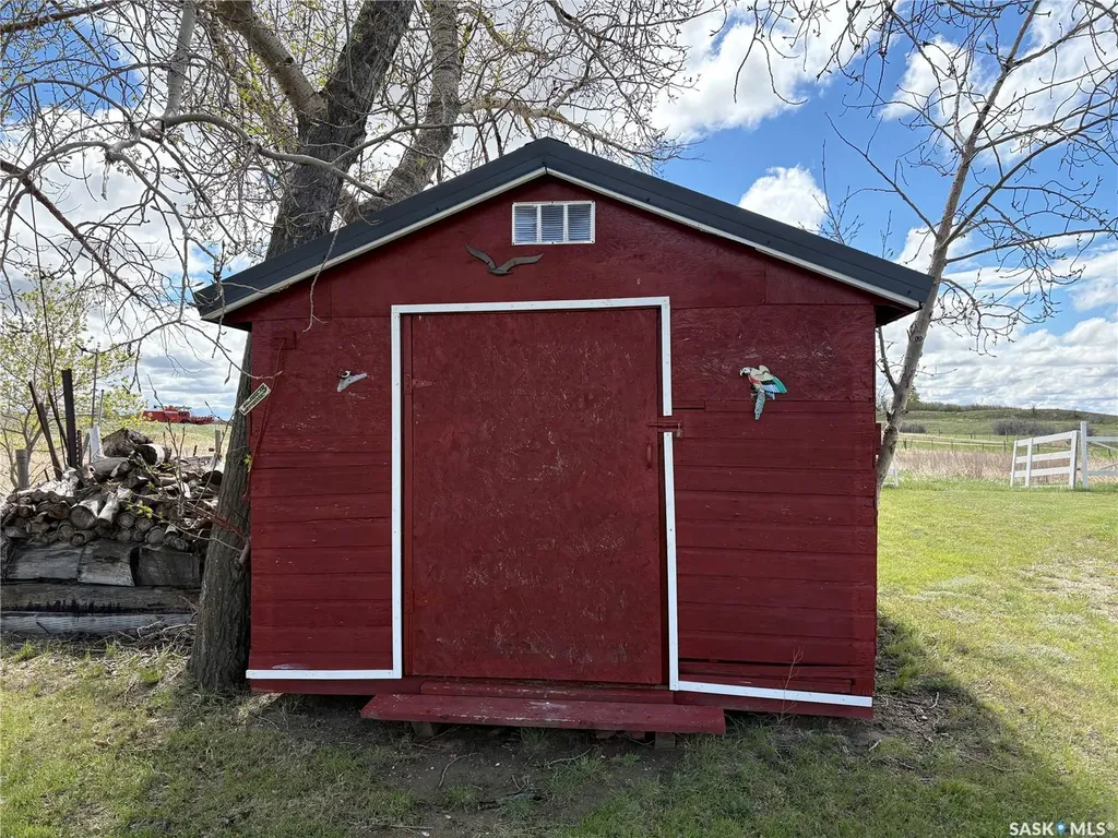 229 Calgary Street Ernfold SK S0H 1K0