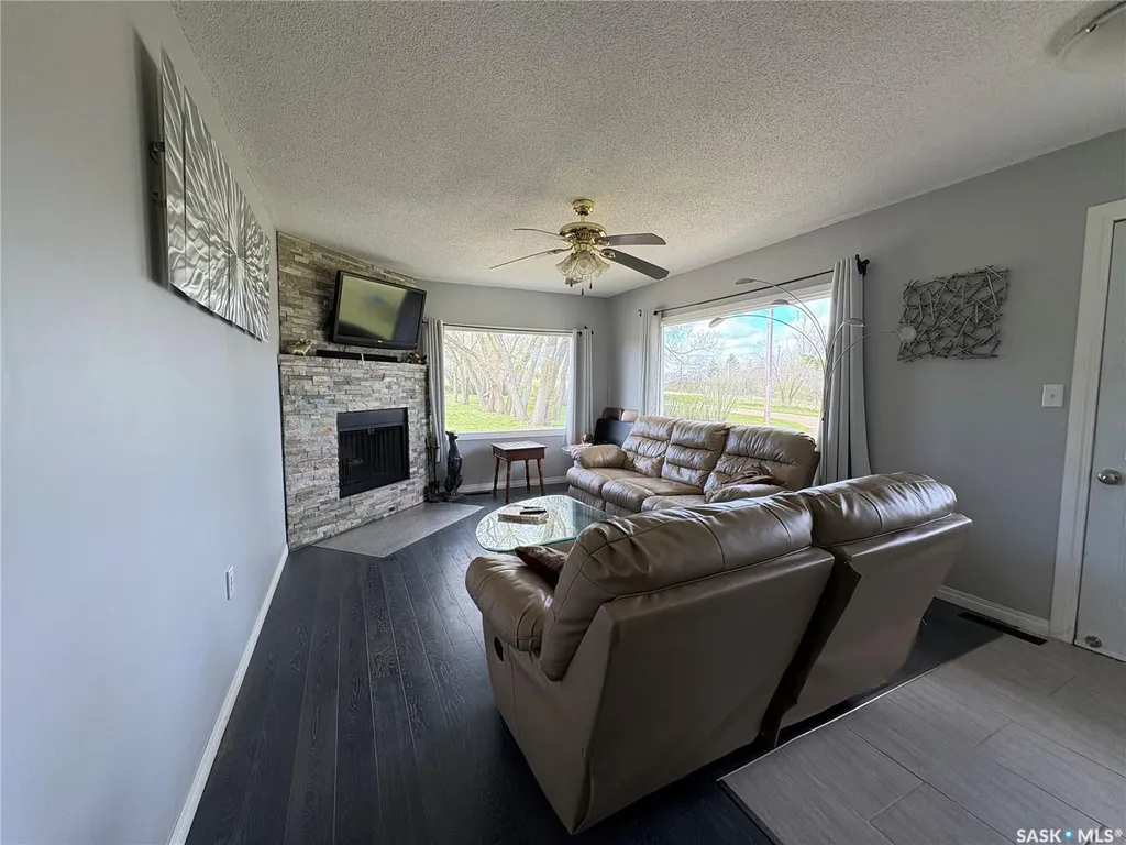 229 Calgary Street Ernfold SK S0H 1K0