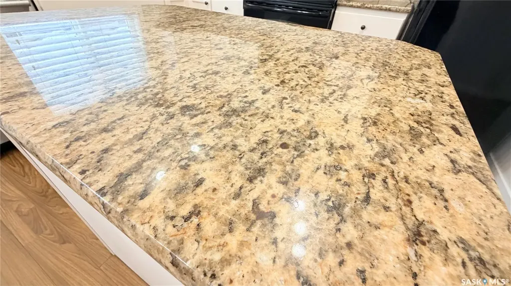 444 Coad Manor Saskatoon SK S7R 0K2