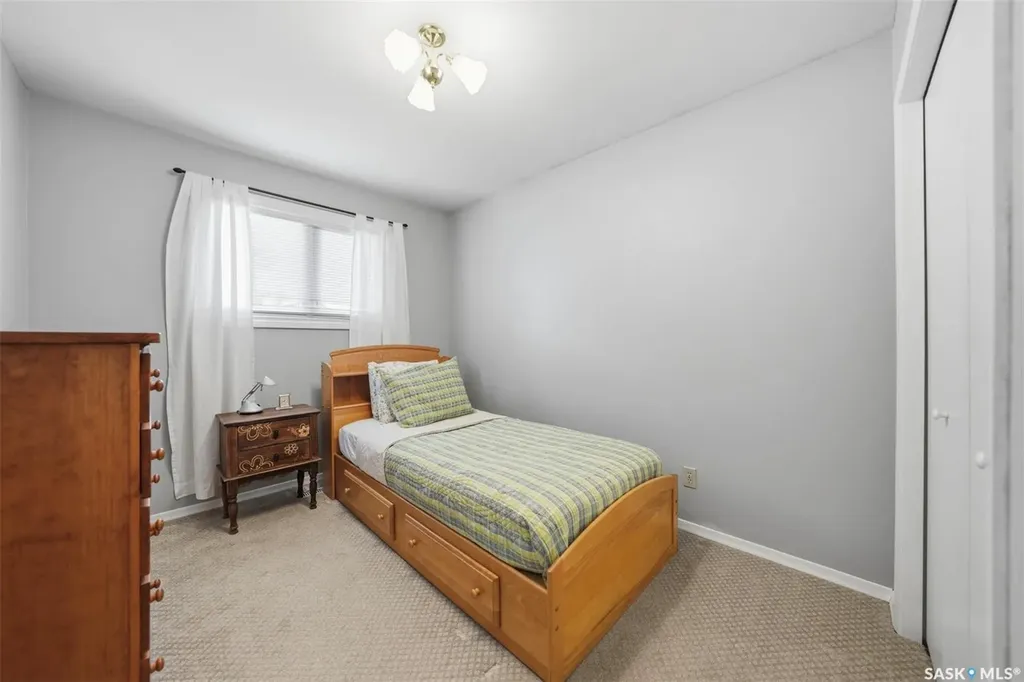 261 Assiniboine Drive Saskatoon SK S7K 4A3