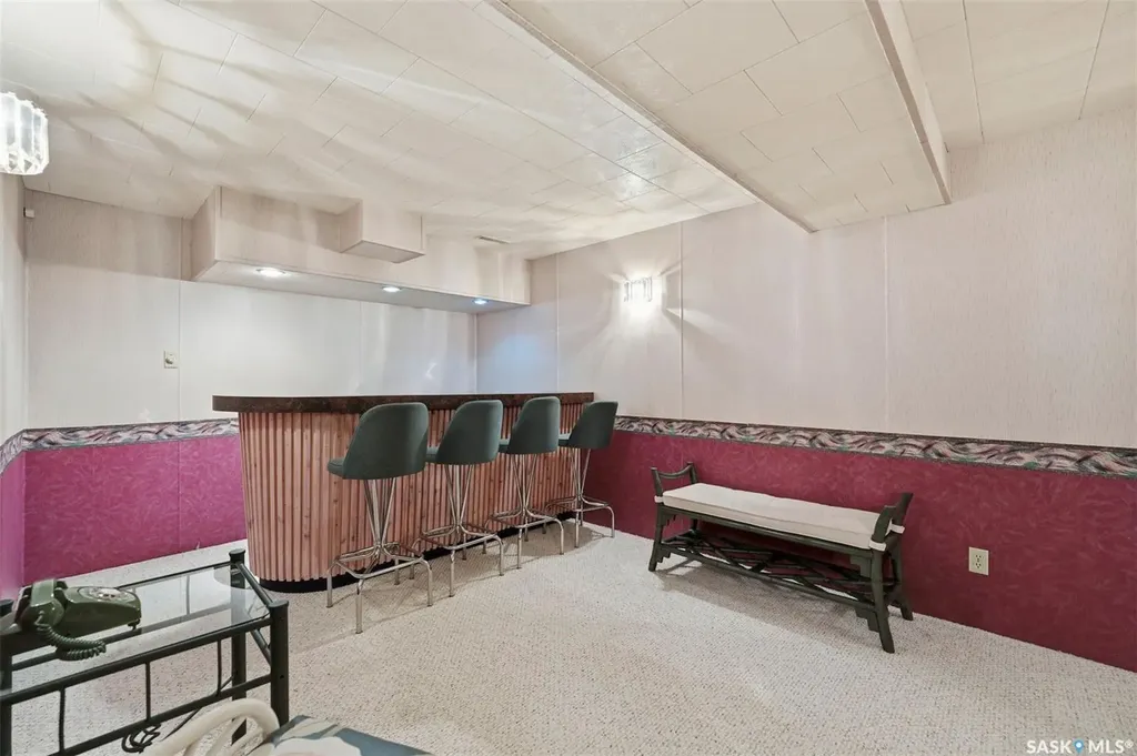 261 Assiniboine Drive Saskatoon SK S7K 4A3