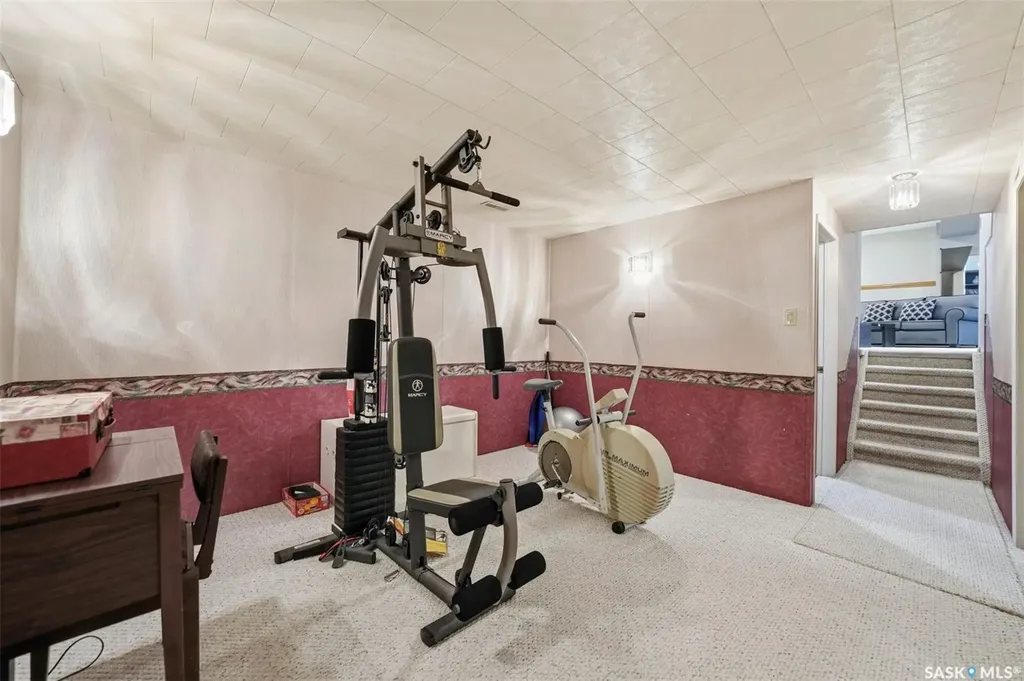 261 Assiniboine Drive Saskatoon SK S7K 4A3