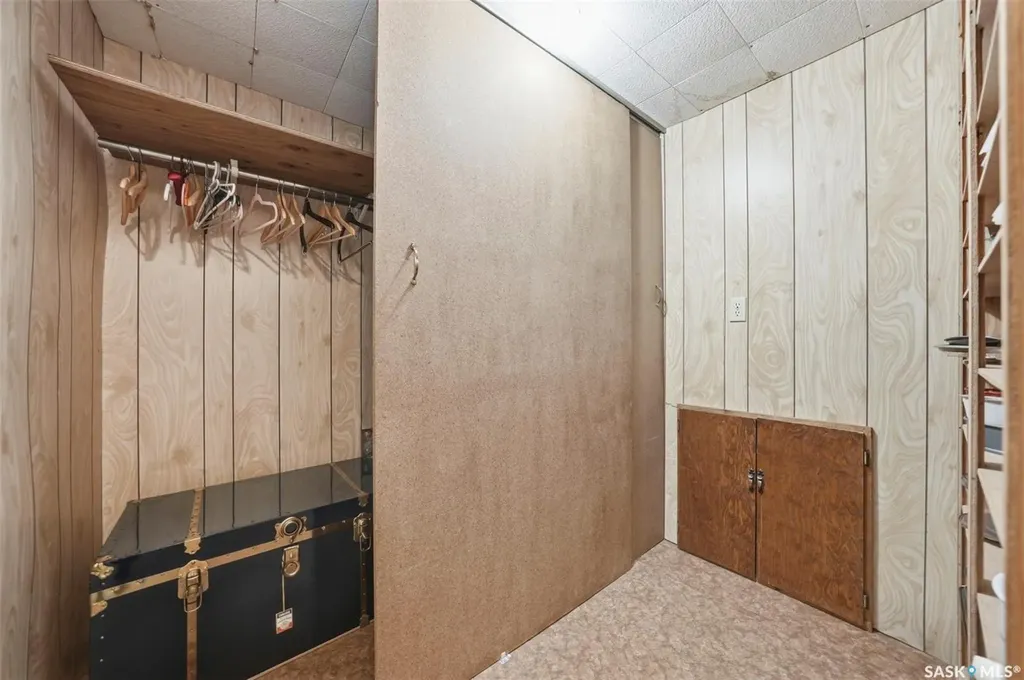 261 Assiniboine Drive Saskatoon SK S7K 4A3