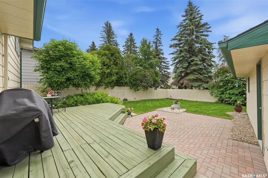 261 Assiniboine Drive Saskatoon SK S7K 4A3