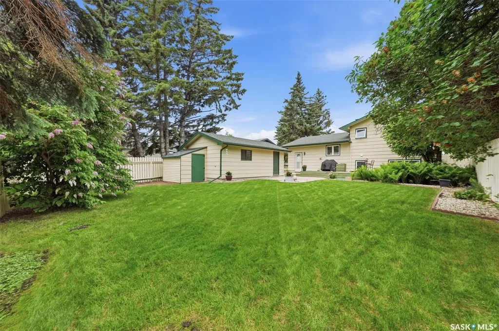 261 Assiniboine Drive Saskatoon SK S7K 4A3