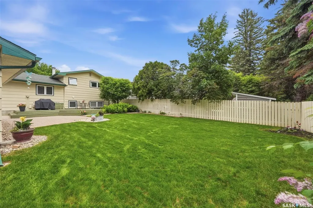 261 Assiniboine Drive Saskatoon SK S7K 4A3
