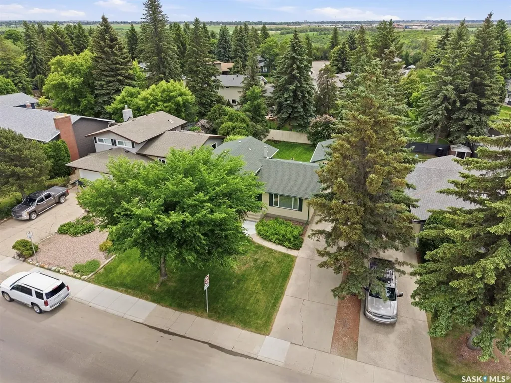 261 Assiniboine Drive Saskatoon SK S7K 4A3