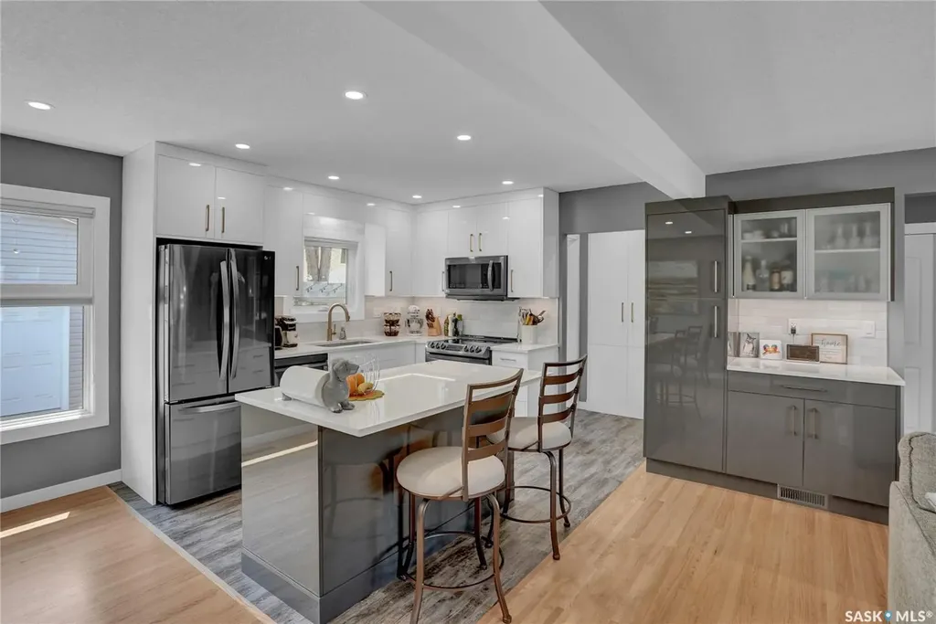 117 Douglas Avenue E Regina SK S4N 1H2