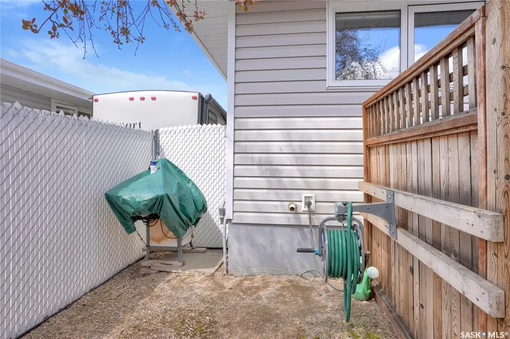 117 Douglas Avenue E Regina SK S4N 1H2