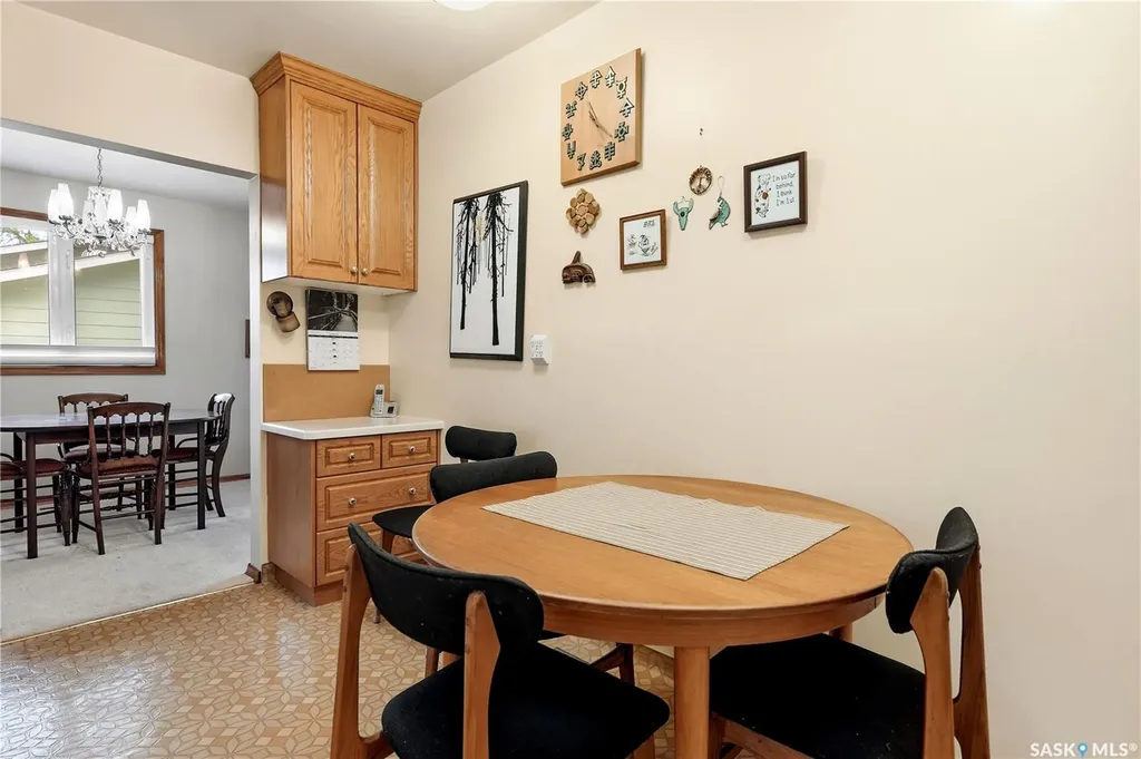 2109 Dufferin Road Regina SK S4S 5B4