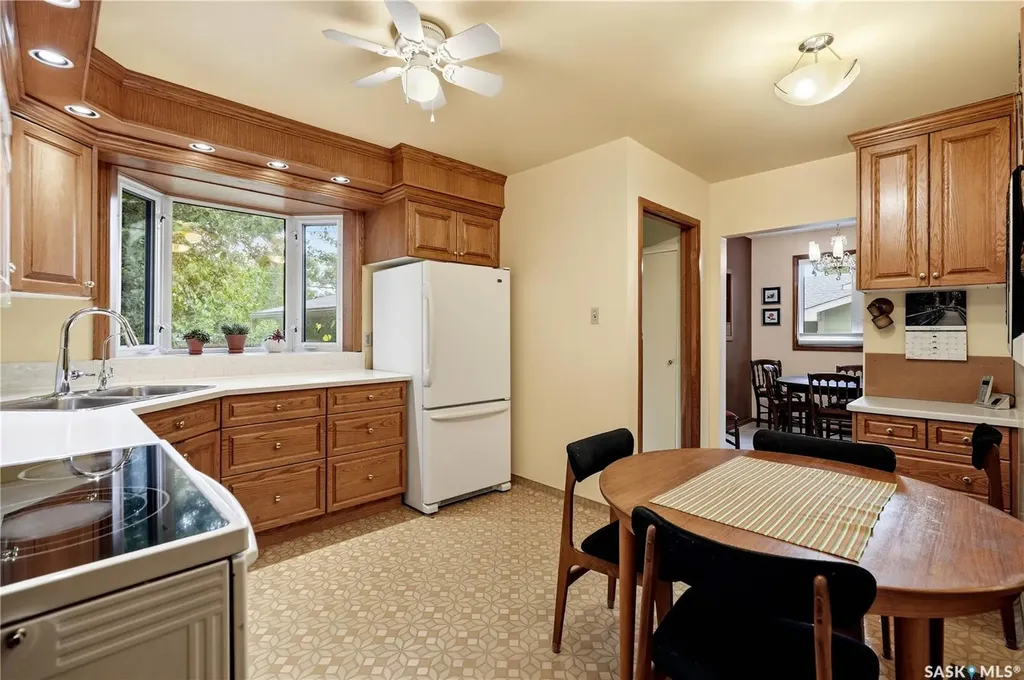 2109 Dufferin Road Regina SK S4S 5B4