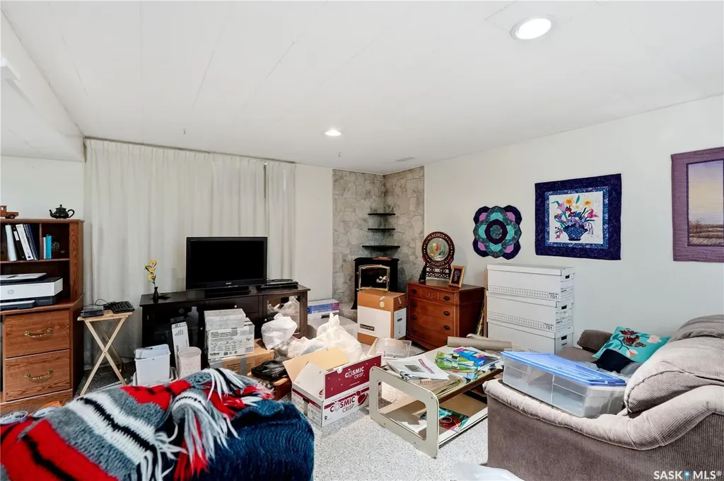 2109 Dufferin Road Regina SK S4S 5B4