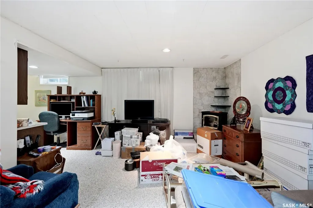 2109 Dufferin Road Regina SK S4S 5B4