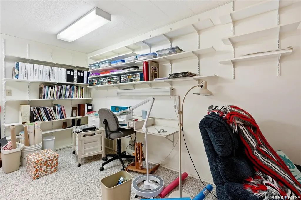 2109 Dufferin Road Regina SK S4S 5B4