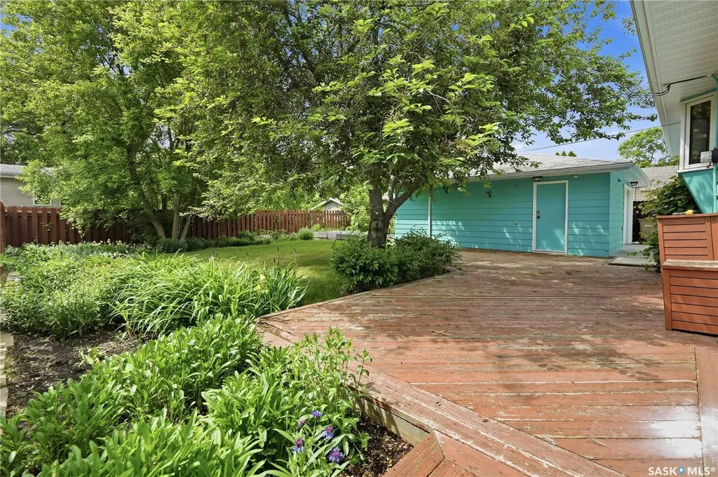 2109 Dufferin Road Regina SK S4S 5B4