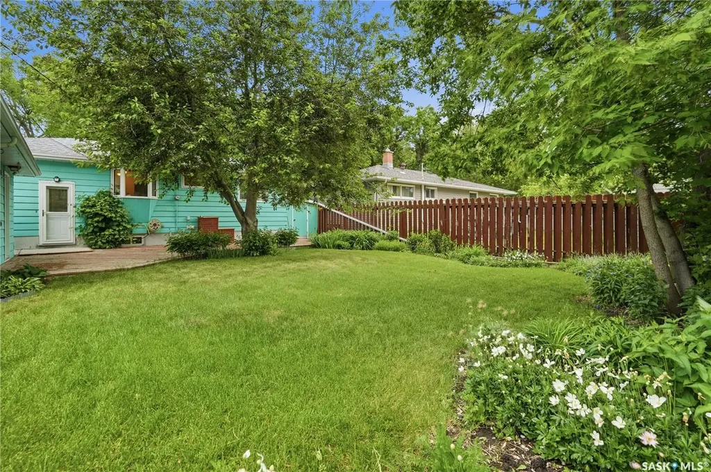 2109 Dufferin Road Regina SK S4S 5B4