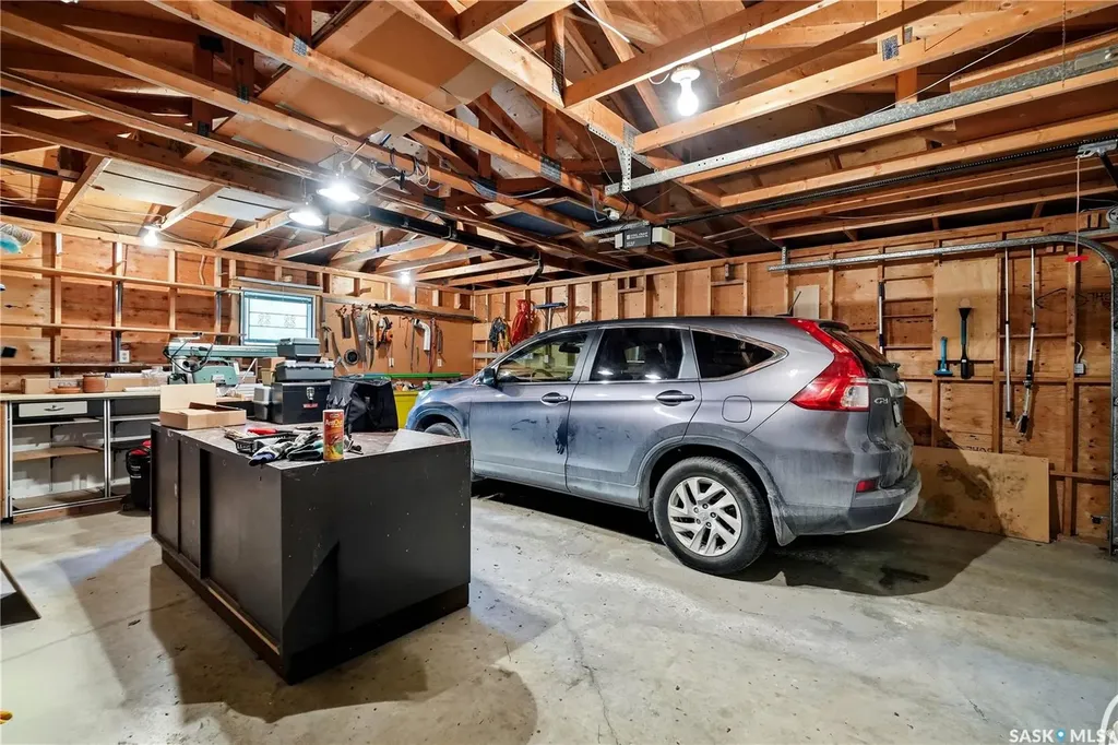 2109 Dufferin Road Regina SK S4S 5B4