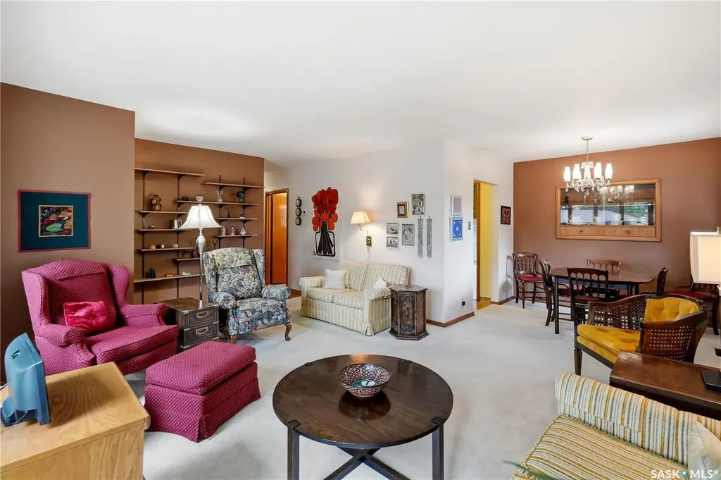 2109 Dufferin Road Regina SK S4S 5B4