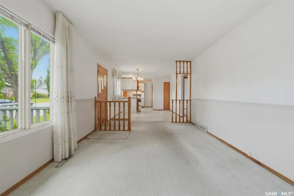 99 Howell Avenue Saskatoon SK S7L 3S9