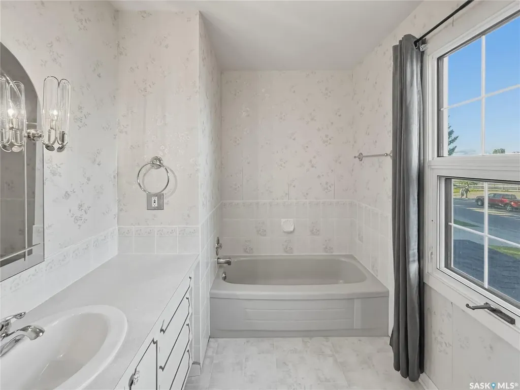 940 9th Avenue NE Swift Current SK S9H 2S9