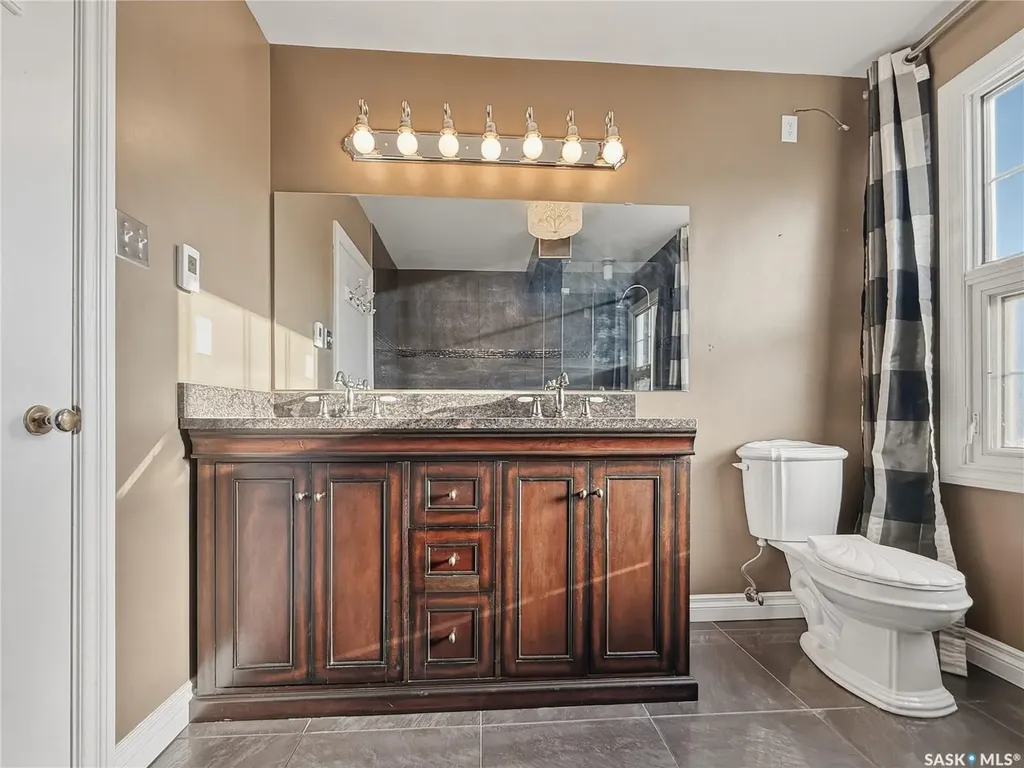 940 9th Avenue NE Swift Current SK S9H 2S9