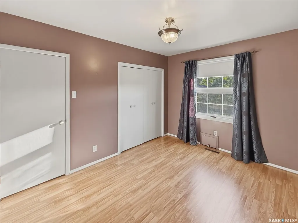 940 9th Avenue NE Swift Current SK S9H 2S9