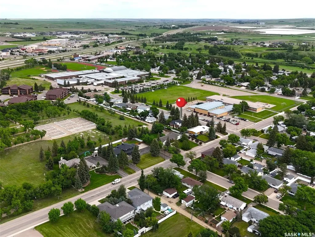940 9th Avenue NE Swift Current SK S9H 2S9