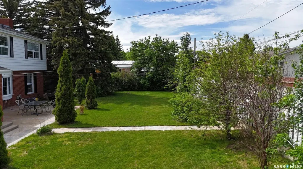 940 9th Avenue NE Swift Current SK S9H 2S9