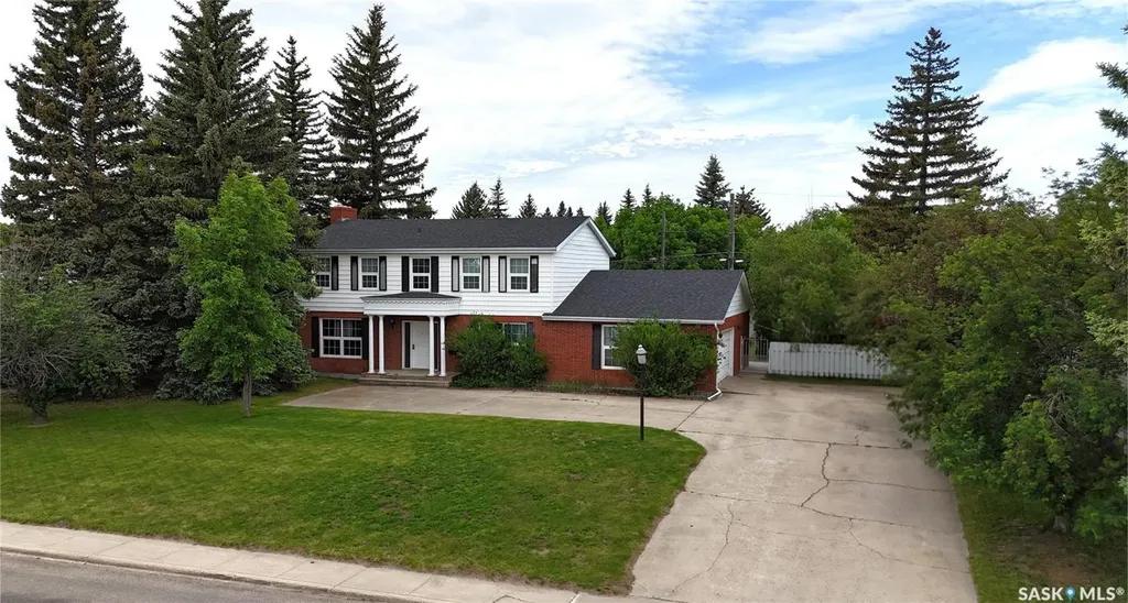 940 9th Avenue NE Swift Current SK S9H 2S9