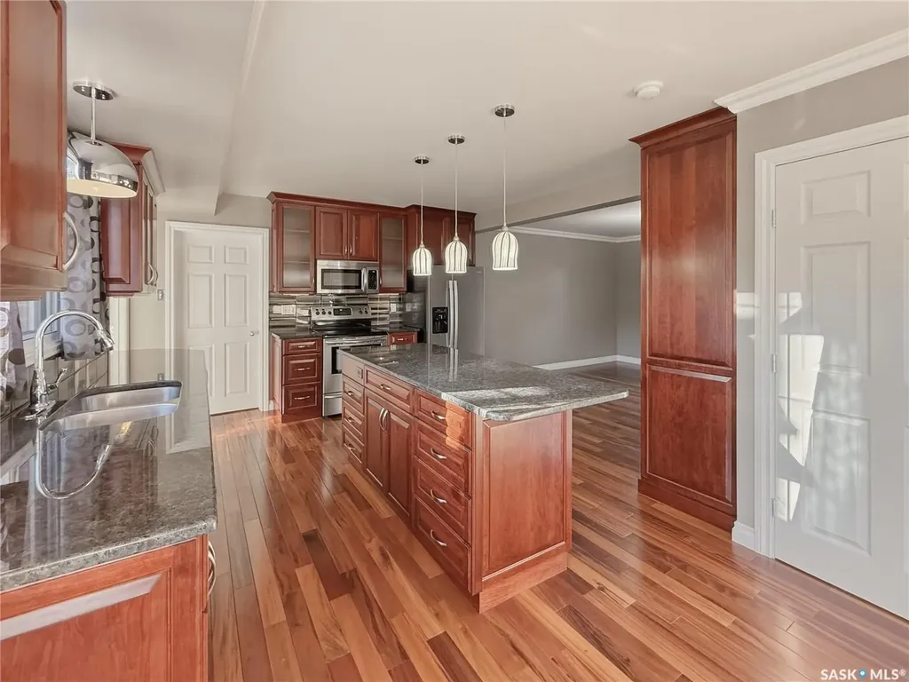 940 9th Avenue NE Swift Current SK S9H 2S9