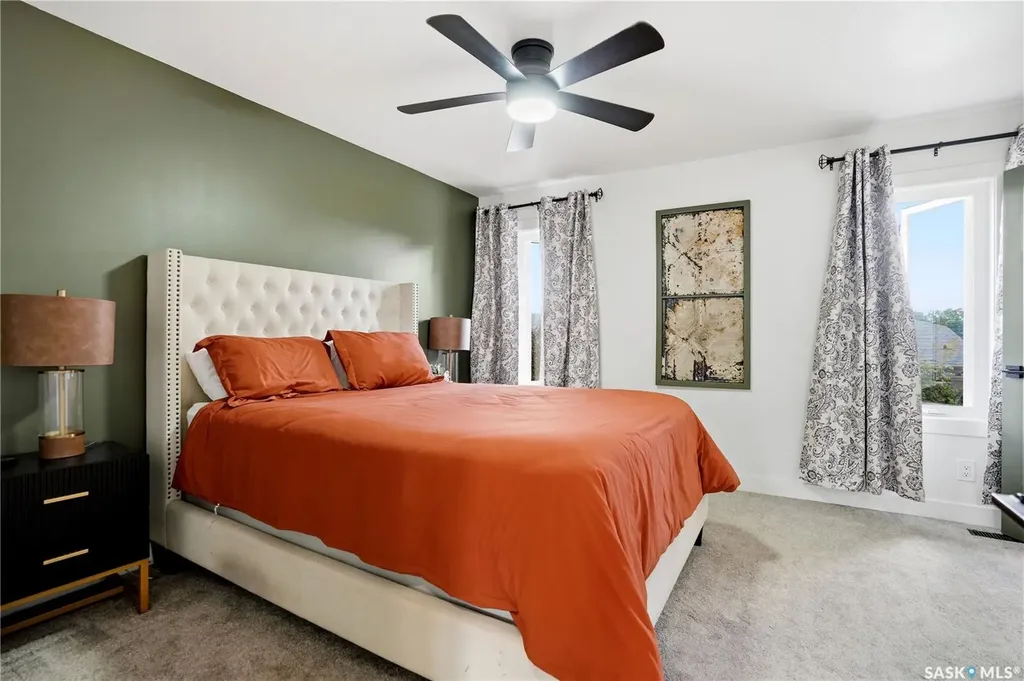 3348 Gloucester Bay Regina SK S4V 2T9