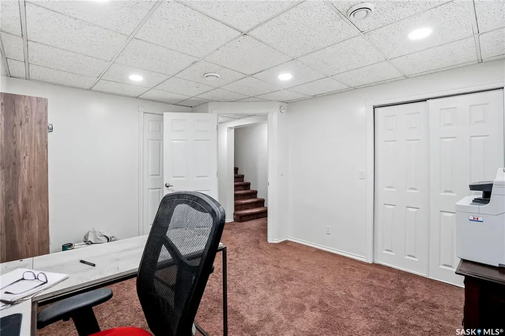 3348 Gloucester Bay Regina SK S4V 2T9